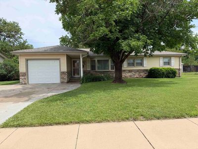 5954 Aspen Dr