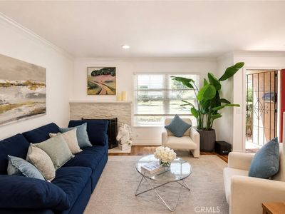 17751 La Rosa Ln