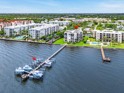 1206 S Lake Drive #203