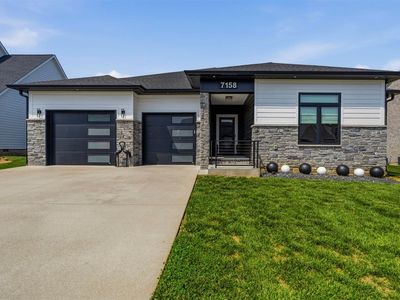 7158 Hilliard Cir