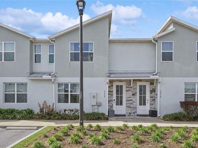 8008 Formosa Valley Pl