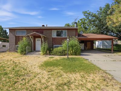 572 W 1680 N