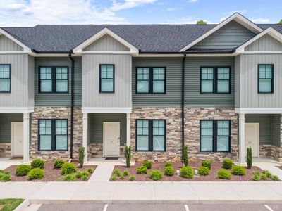 17 English Commons Dr