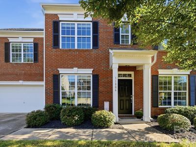 Property at 11806 Carolina Blossom Ln, Pineville, NC