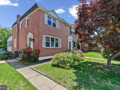 Property at 302 Lakeview Dr, Ridley Park, PA