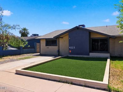 4223 W PASADENA Avenue