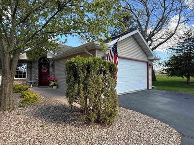 Property at 580 N Wisconsin St, Berlin, WI