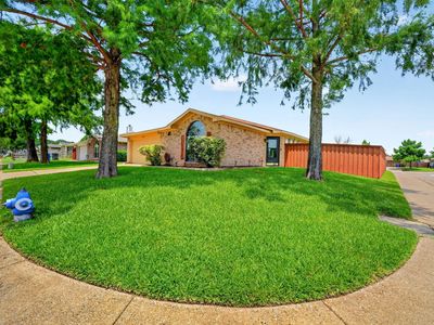 9339 Crimnson Ct