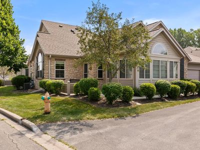 2301 E Sienna WAY