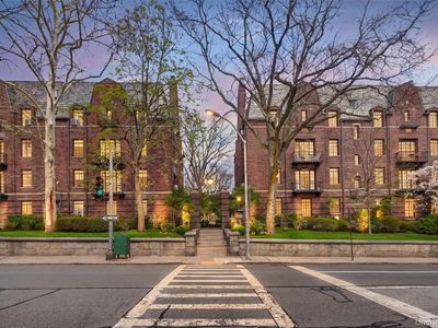 20 N Broadway #O372