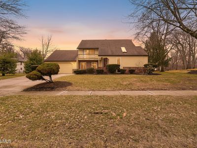 6927 Regents Park Blvd