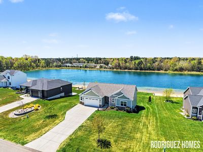 9361 Shoreway Dr