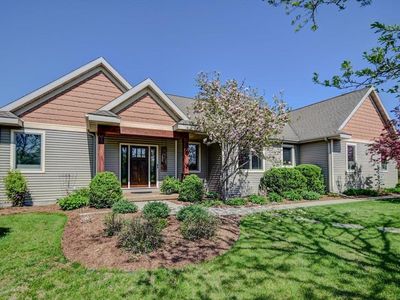 W6832 Farmers Grove Road