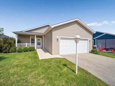 1537 Colt Ln