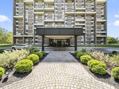 1000 Urlin Ave APT 1515