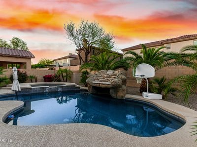 2018 W Whisper Rock Trl