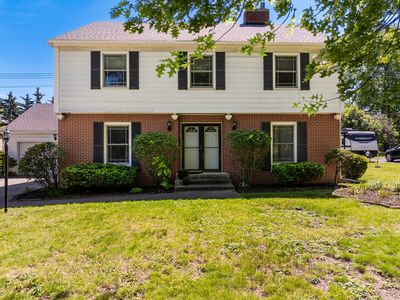 400 N Alden Rd