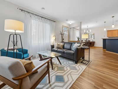 738 Maple Hills Dr APT J