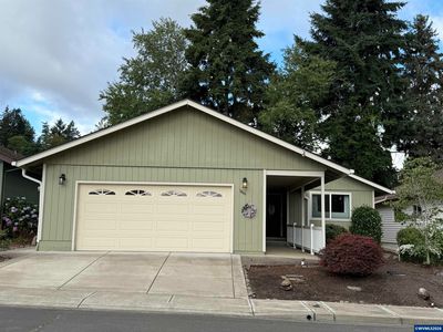 1866 Woodstock Cir NW
