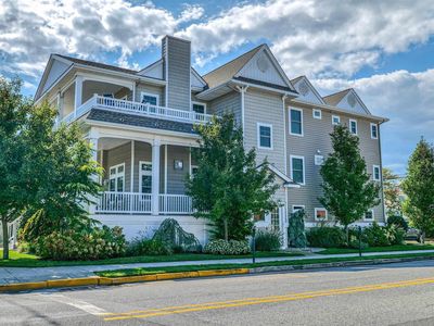 1002 Central Ave FLOOR 2