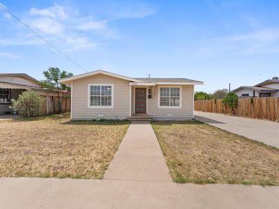 2733 Kay Ave