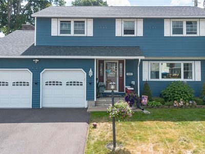 203 Riverdale Rd