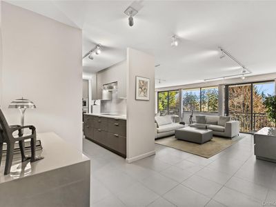 15 Stewart Place #4A