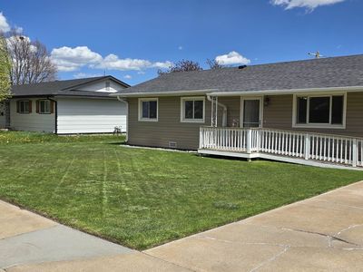 Property at 1818 Kiowa Ln, Cozad, NE