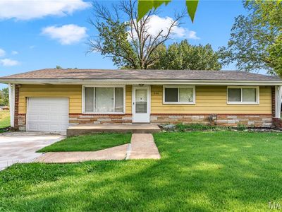 944 Lebon Dr