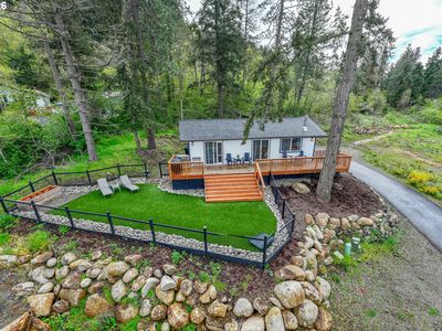 745 Boulder Loop