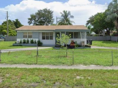 831 N 72nd Way