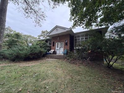 9 Glenwood Avenue
