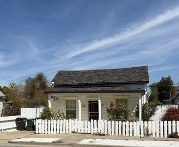 526 Montezuma Street