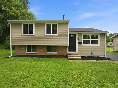 2390 Daleton Pl