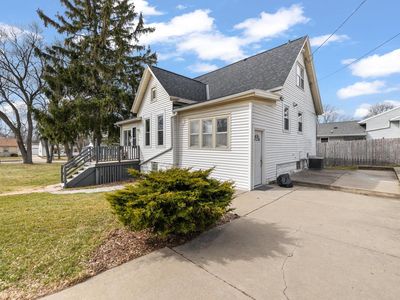 224 West Martin LANE