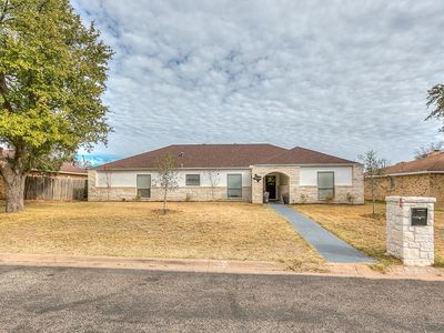 3218 Briargrove Ln