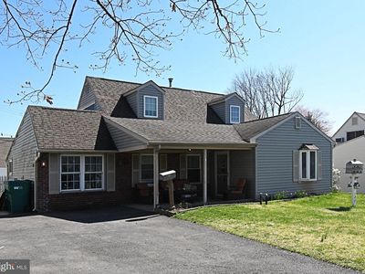 127 Hedge Rd