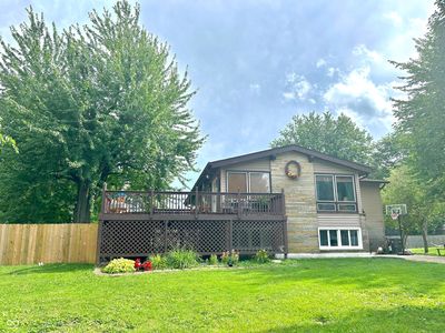 409 E Venoy Dr