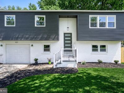 421 Fairway Dr