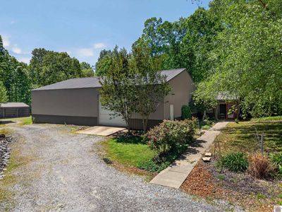 362 Windsor Dr