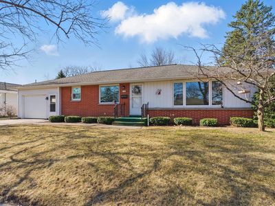 2121 Richmond AVENUE