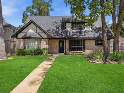 3527 Hill Springs Dr