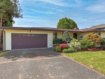 1075 Lynnwood Avenue NE