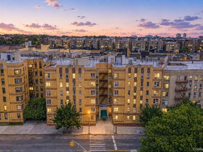 2166 Bronx Park E #1F
