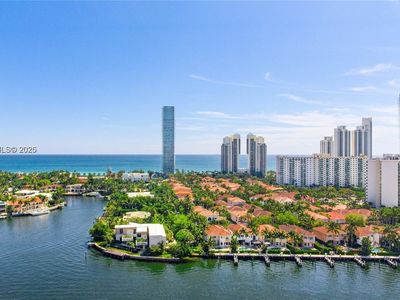 19667 Turnberry Way APT 18D