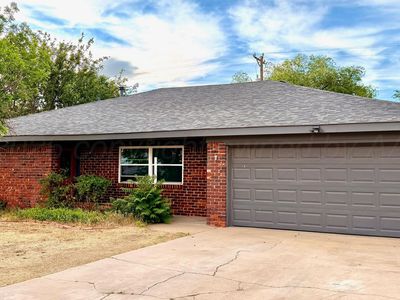 4836 Hillside Rd