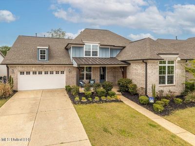 7207 Edgewater Dr