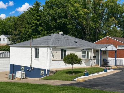 557 Beatty Rd