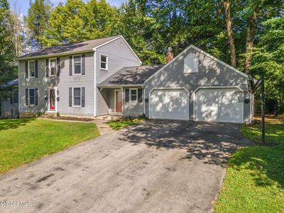 48 Castleberry Drive