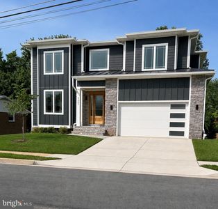 3607 Heritage Ln